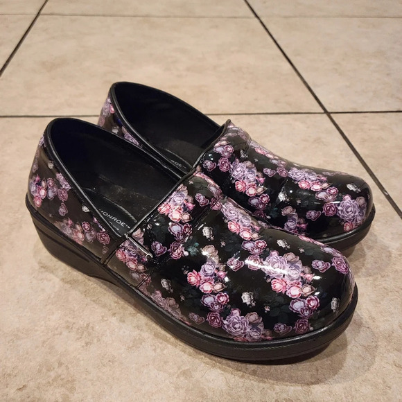 MediChic Marilyn Monroe Slip-Resistant Floral Clogs | Size 8 | Nurse Shoes - Picture 3 of 8